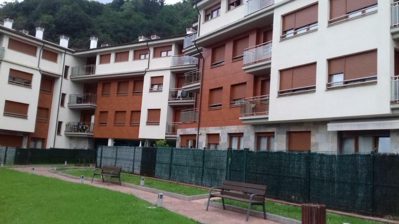 Descanso En El Sella Cangas de Onis Exterior photo